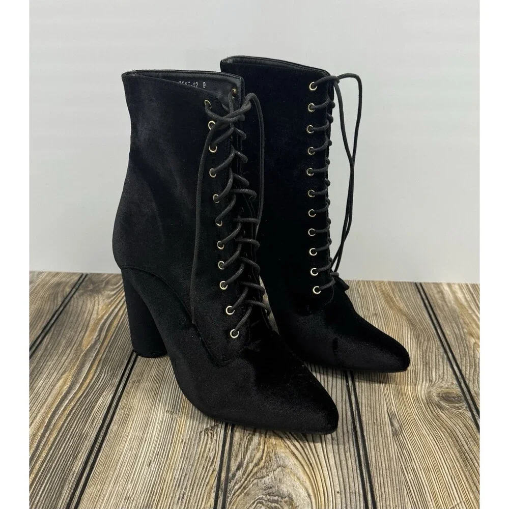 Glamour Chic Women's Boots Velvet  Pointy Toe SZ 9